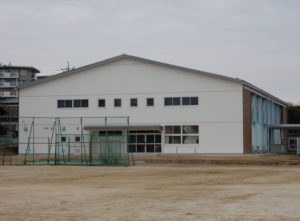 我孫子市立湖北台中学校屋内運動場